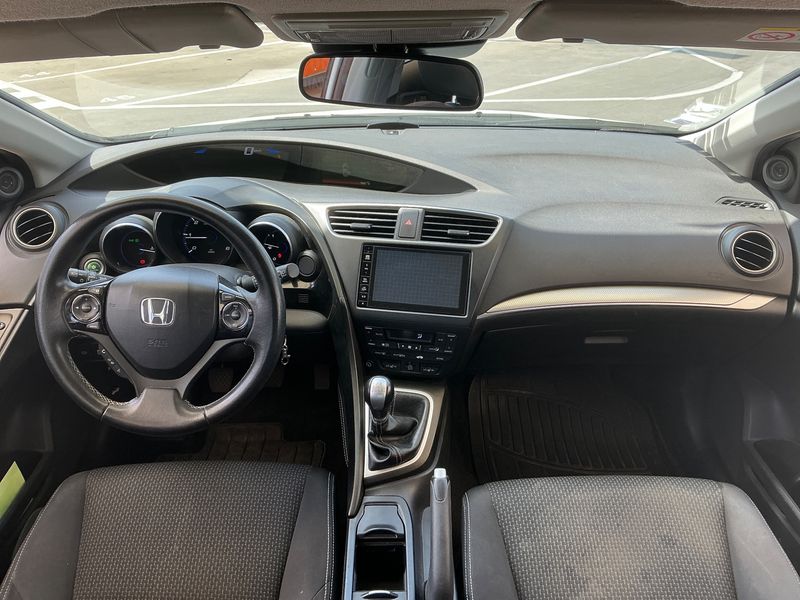 Honda Civic 1.6 DTEC Elegance — zdjęcie 12