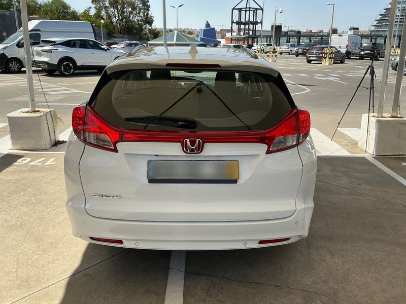 Honda Civic 1.6 DTEC Elegance — zdjęcie 5