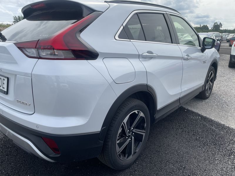 Mitsubishi Eclipse Cross 2.4 Plug-in Hybrid Plus Select 4WD — zdjęcie 5