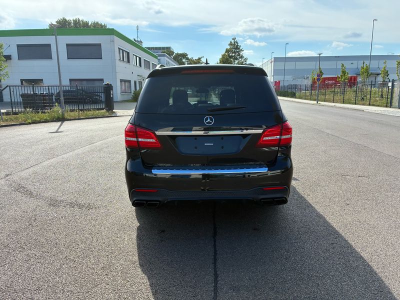Mercedes-Benz GLS-Klasse GLS 63 AMG 4Matic — zdjęcie 4