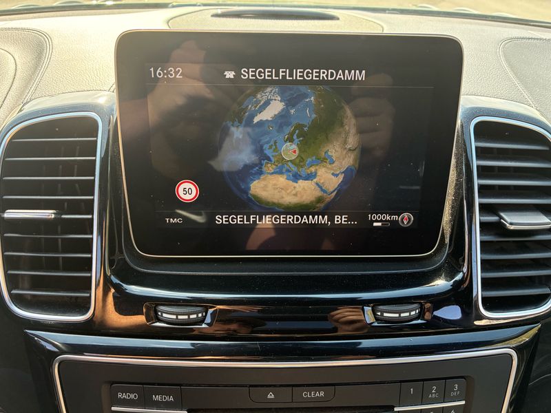 Mercedes-Benz GLS-Klasse GLS 63 AMG 4Matic — zdjęcie 13