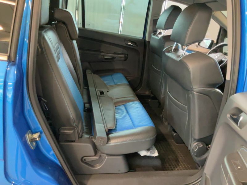 Opel Zafira 2.0 Turbo OPC — zdjęcie 14