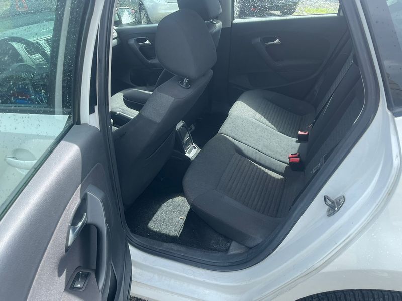 Volkswagen Polo 1.2 TDI Comfortline — zdjęcie 14