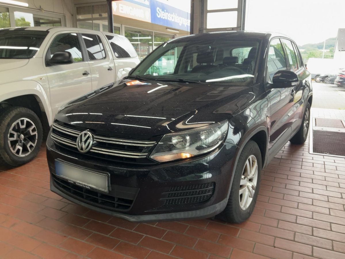 Volkswagen Tiguan 2015 — photo 1
