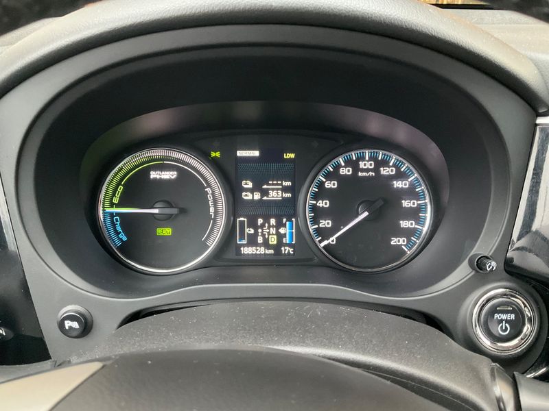Mitsubishi Outlander 2.0 PHEV PHEV Basis 4WD — zdjęcie 13