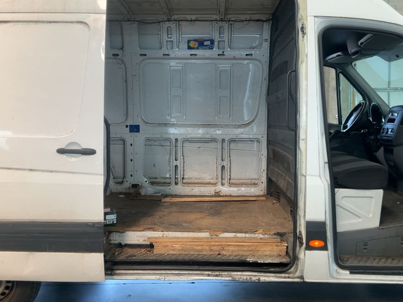 Volkswagen Crafter 2.0 TDI Kasten 35 mittlerer Radstand mit Hochdach — zdjęcie 14