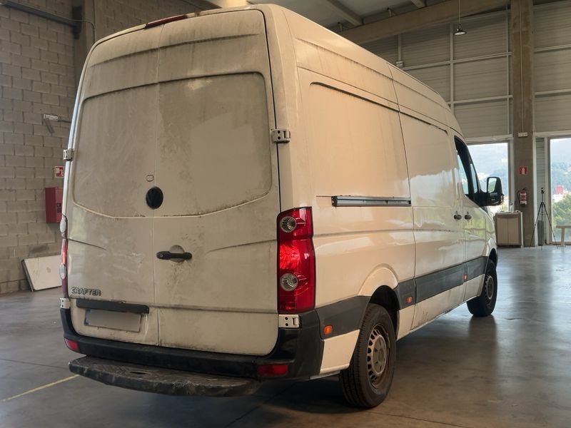 Volkswagen Crafter 2.0 TDI Kasten 35 mittlerer Radstand mit Hochdach — zdjęcie 6