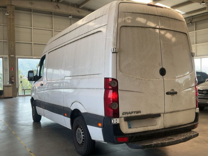 Volkswagen Crafter 2.0 TDI Kasten 35 mittlerer Radstand mit Hochdach — zdjęcie 3