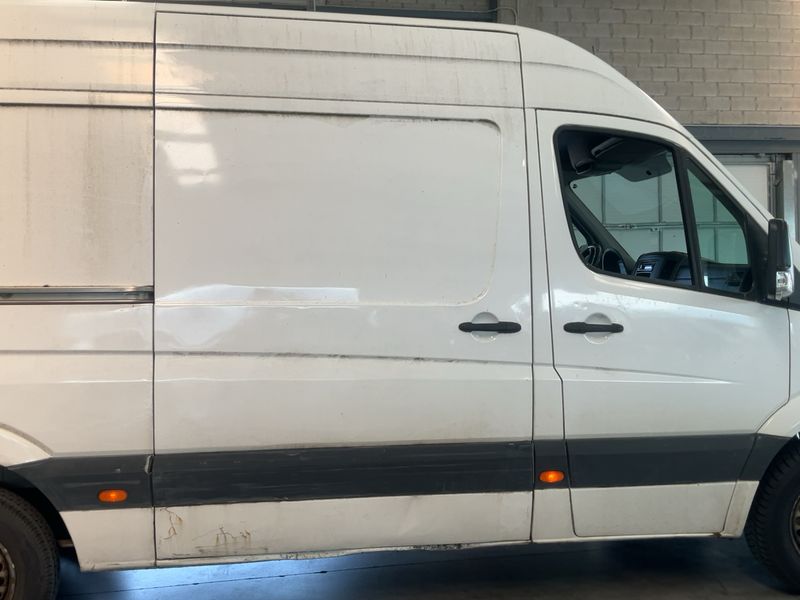Volkswagen Crafter 2.0 TDI Kasten 35 mittlerer Radstand mit Hochdach — zdjęcie 7