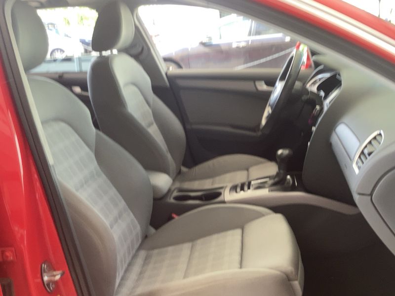 Audi A4 2.0 TDI 2013 – снимка 16