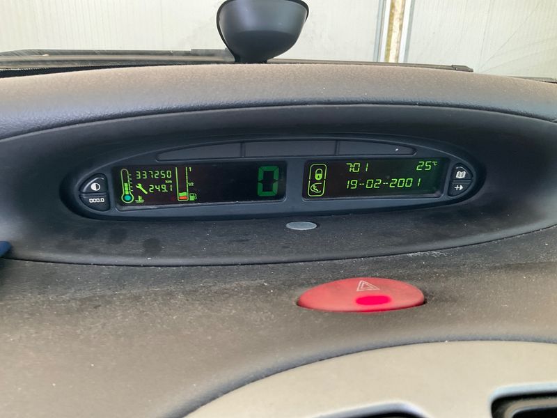 Citroen Xsara Picasso 1.6 HDi LX Plus — zdjęcie 4