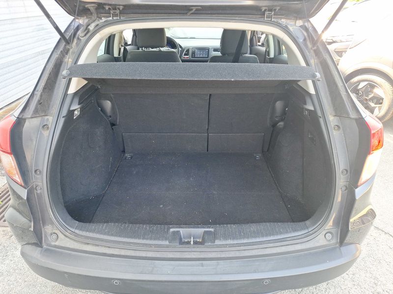 Honda HR-V 1.6 DTEC Executive Navi — zdjęcie 9