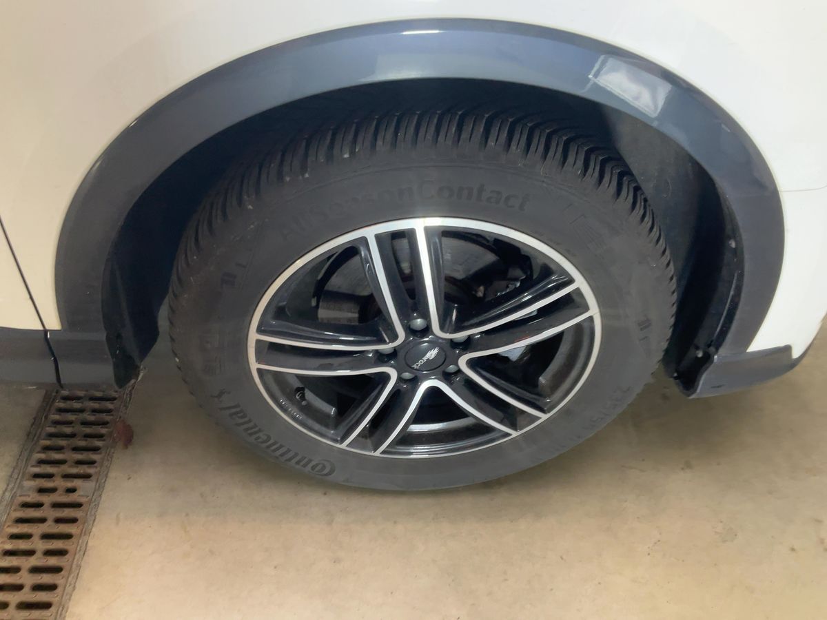 Audi Q3 2021 — photo 12