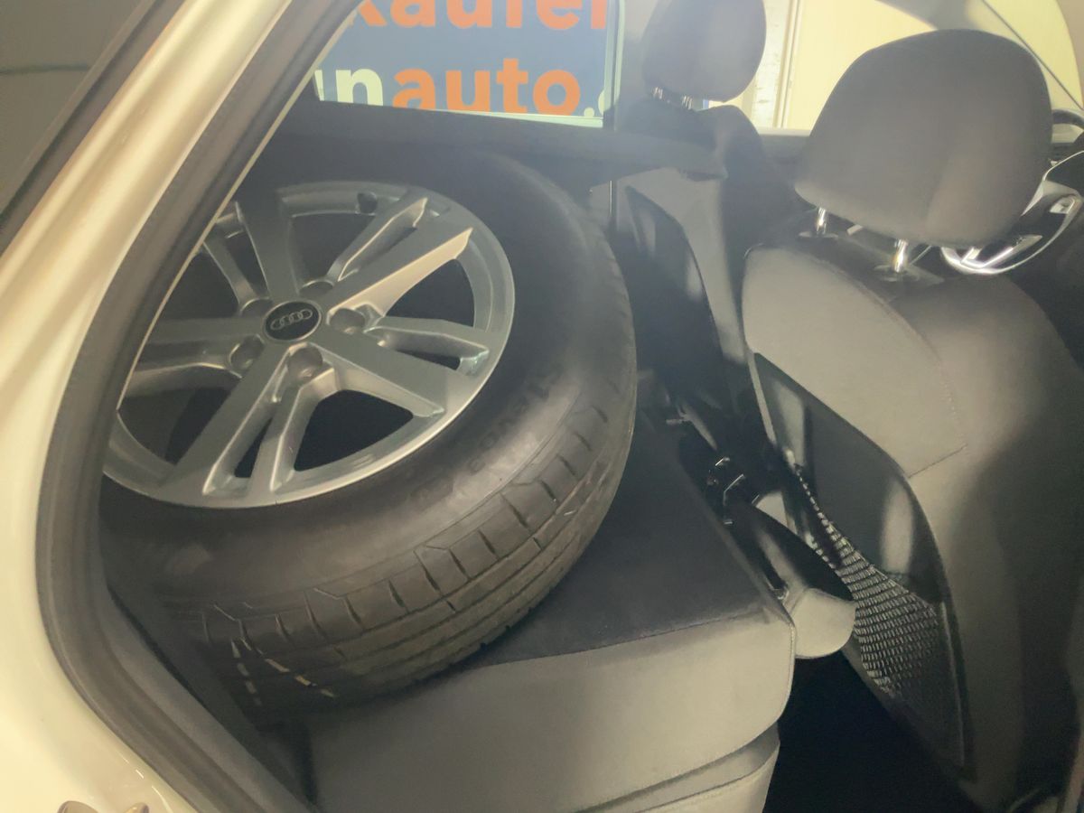 Audi Q3 2021 — photo 21
