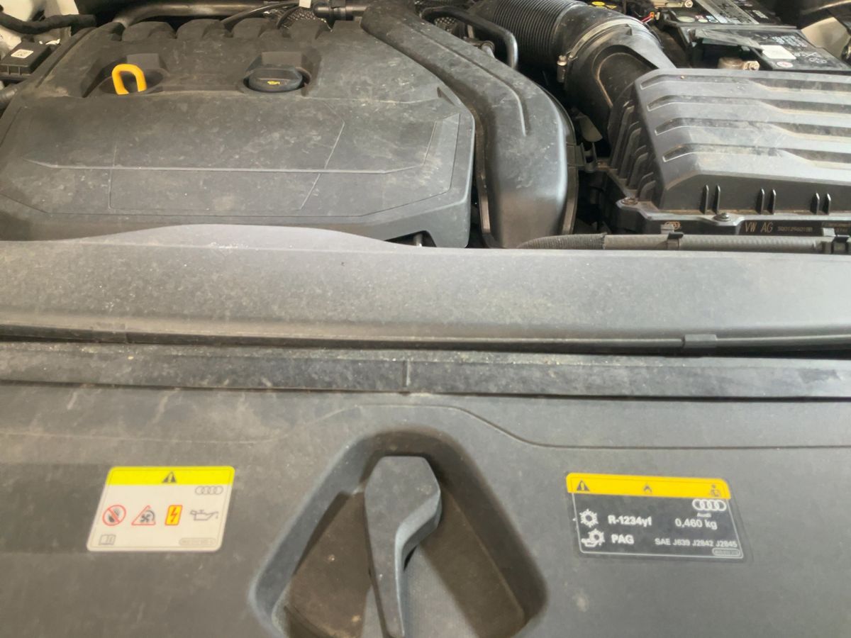 Audi Q3 2021 — photo 24