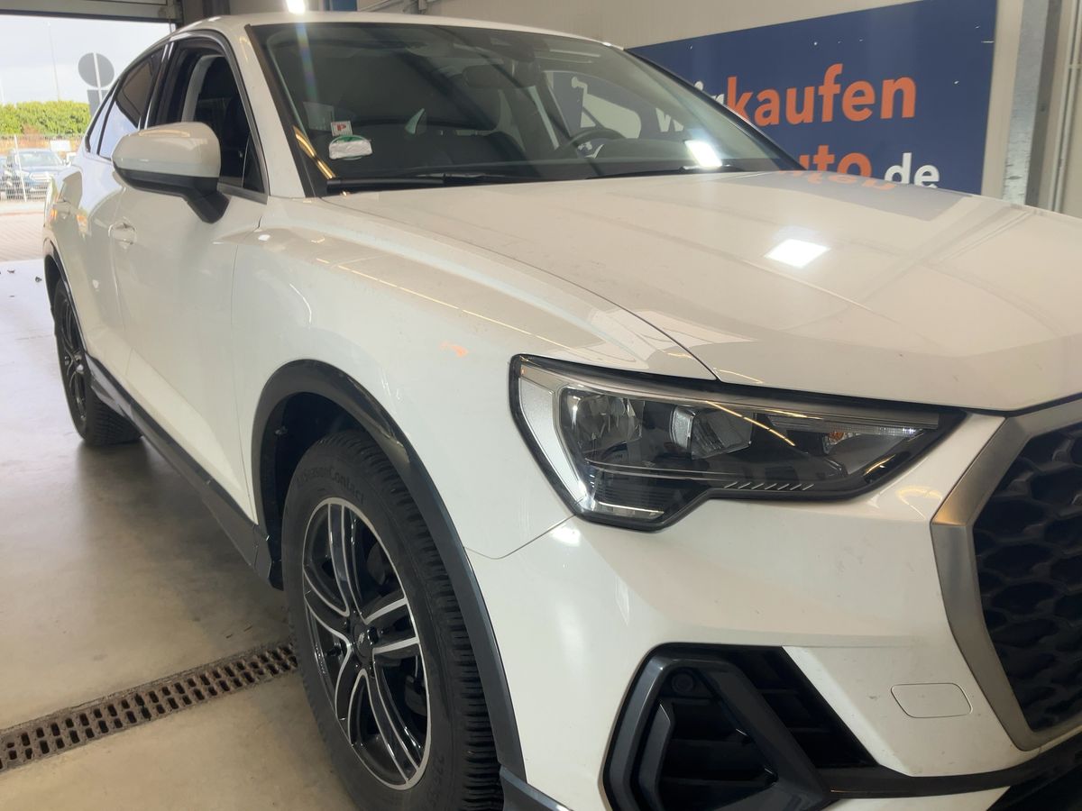 Audi Q3 2021 — photo 13
