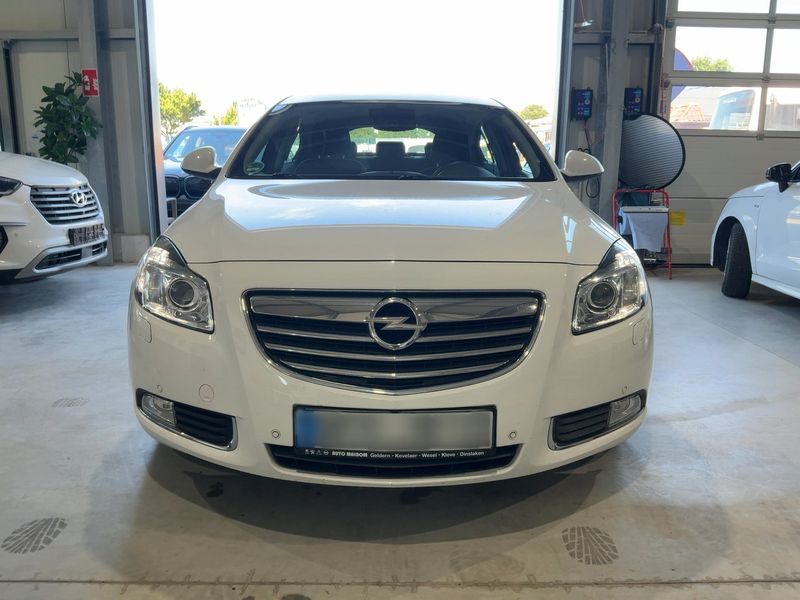 Opel Insignia 2.0 CDTI Sport — zdjęcie 9