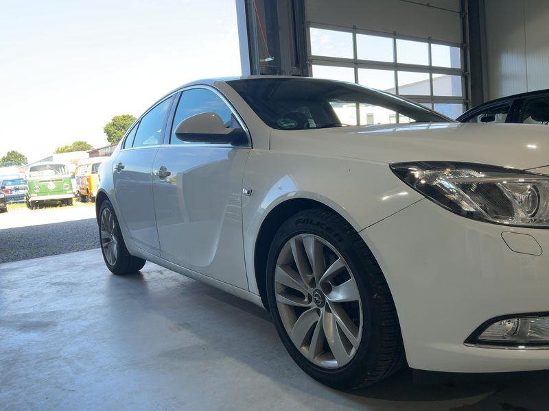 Opel Insignia 2.0 CDTI Sport — zdjęcie 8