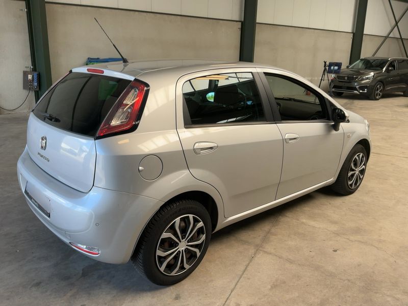 Fiat Punto 1.2 Pop — zdjęcie 6