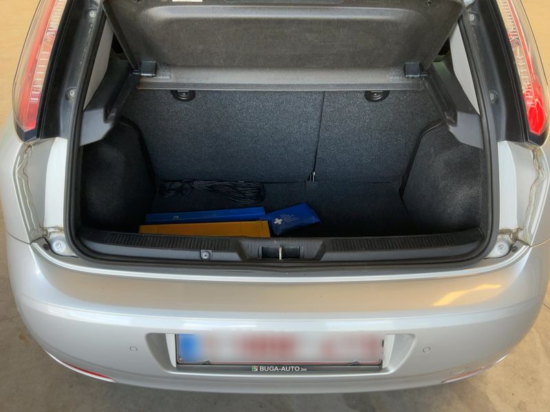 Fiat Punto 1.2 Pop — zdjęcie 10
