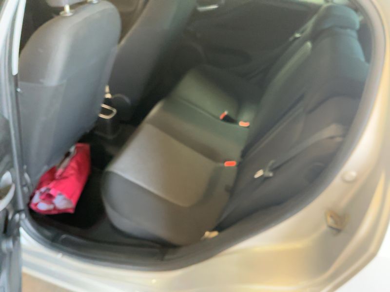 Fiat Punto 1.2 Pop — zdjęcie 14