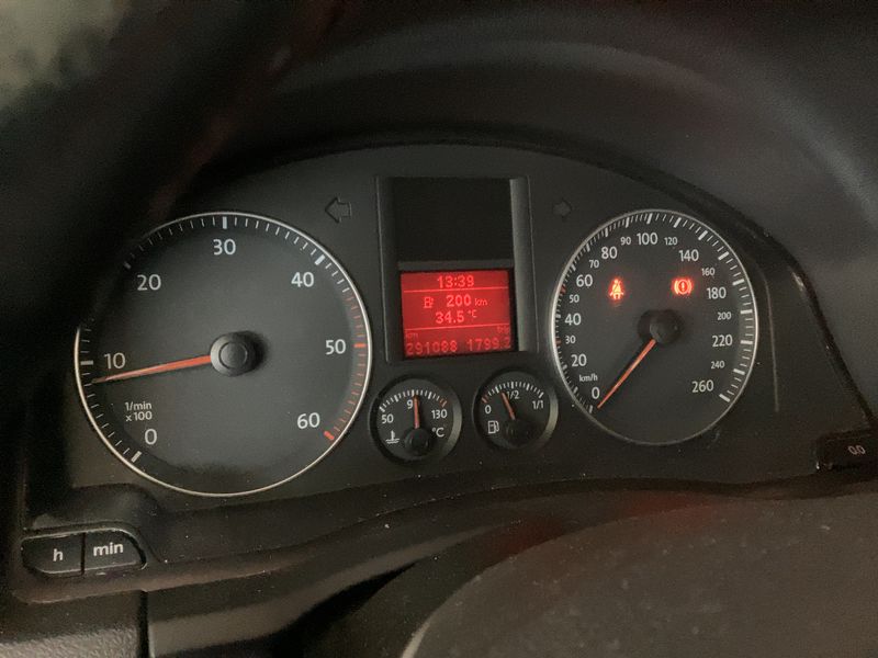 Volkswagen Golf V 1.9 TDI Highline — zdjęcie 13