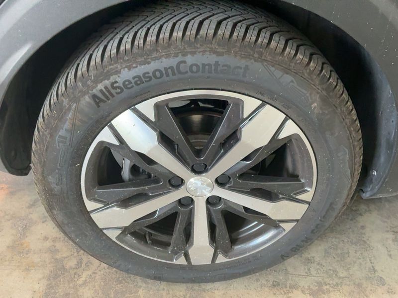 Peugeot 3008 1.5 Blue-HDi Allure 2019 – снимка 9
