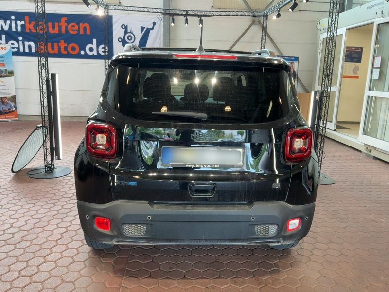 Jeep Renegade 1.3 T4 4xe Plug-in Hybrid S — zdjęcie 5