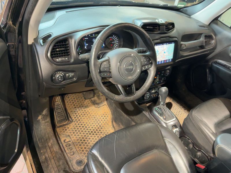 Jeep Renegade 1.3 T4 4xe Plug-in Hybrid S — zdjęcie 12