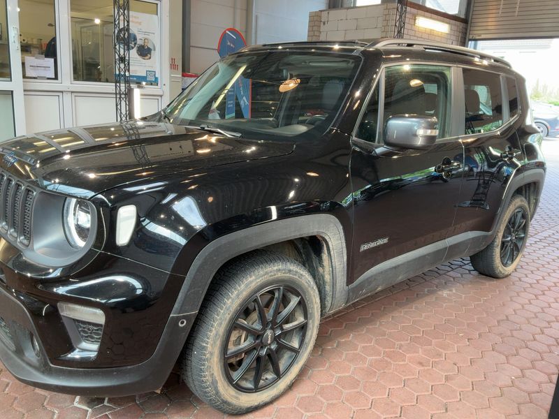 Jeep Renegade 1.3 T4 4xe Plug-in Hybrid S — zdjęcie 2