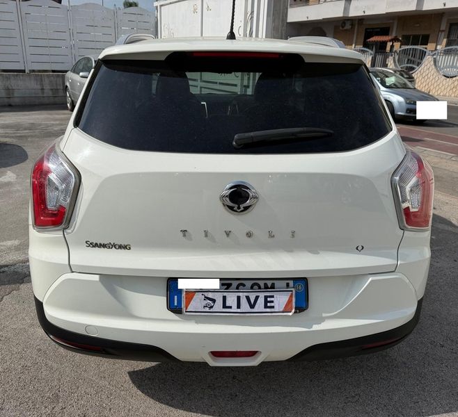 Ssangyong Tivoli 1.6 Start 4x2 — zdjęcie 4