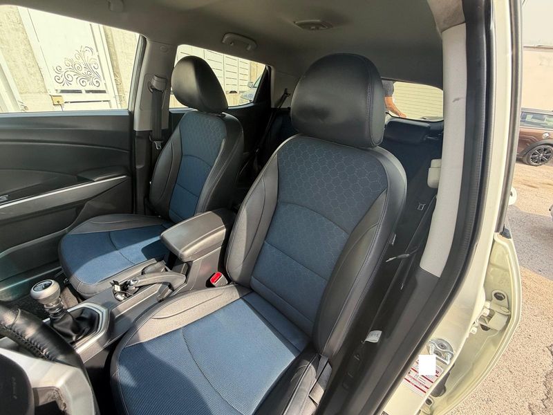 Ssangyong Tivoli 1.6 Start 4x2 — zdjęcie 10