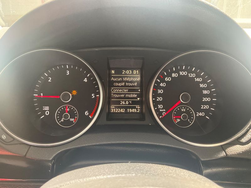 Volkswagen Golf VI 1.6 TDI Comfortline BlueMotion Tech — zdjęcie 4