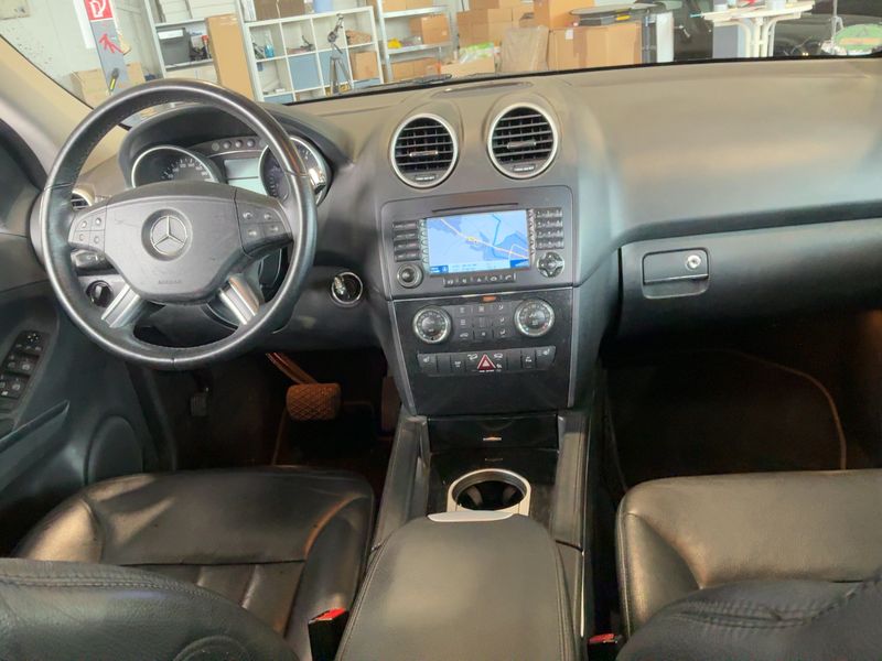 Mercedes-Benz M-Klasse ML 350 — zdjęcie 12