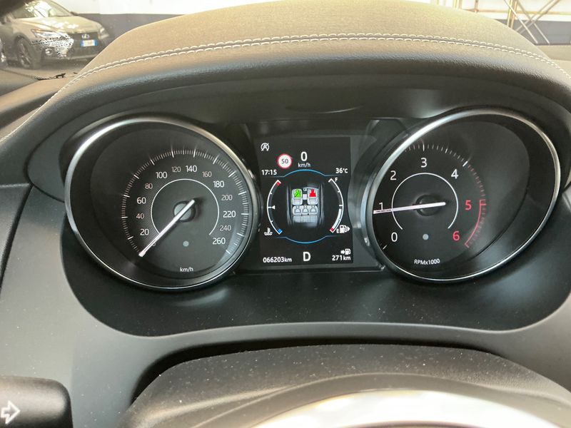 Jaguar E-Pace D180 R-Dynamic S AWD — zdjęcie 13