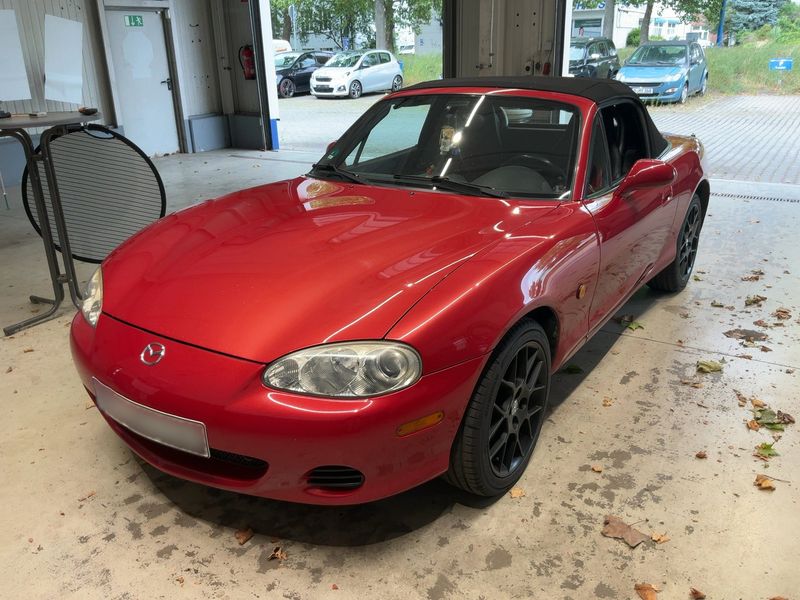 Mazda MX-5 1.6 Unplugged