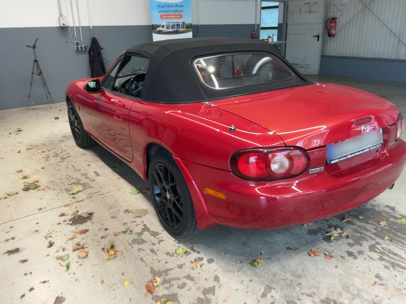 Mazda MX-5 1.6 Unplugged — zdjęcie 3