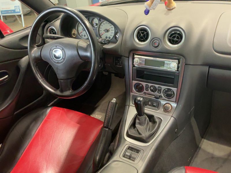 Mazda MX-5 1.6 Unplugged — zdjęcie 12