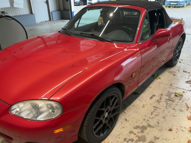 Mazda MX-5 1.6 Unplugged — zdjęcie 2
