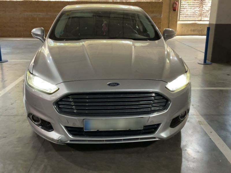 Ford Mondeo 2.0 TDCi Titanium 2015 – снимка 14