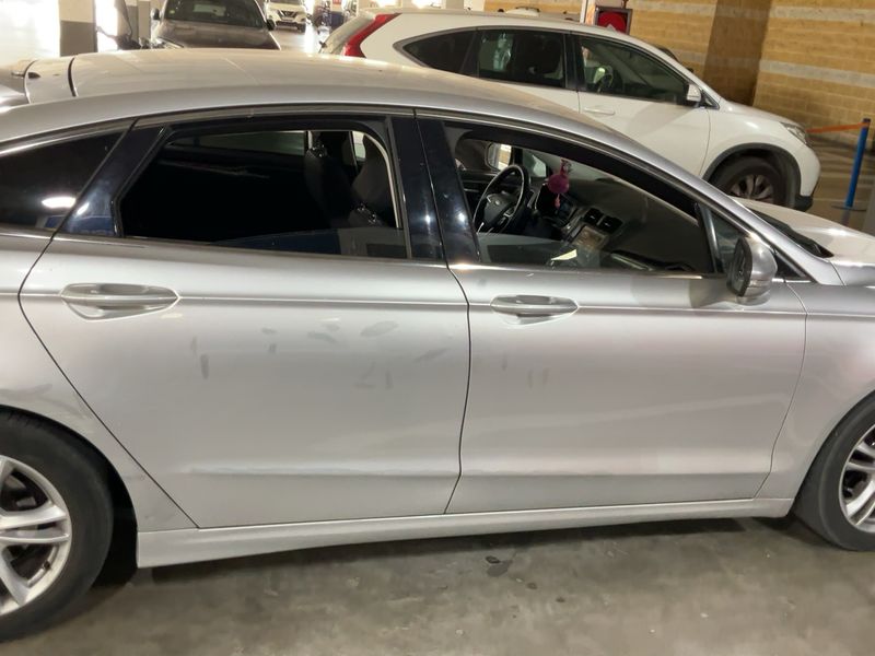 Ford Mondeo 2.0 TDCi Titanium 2015 – снимка 10