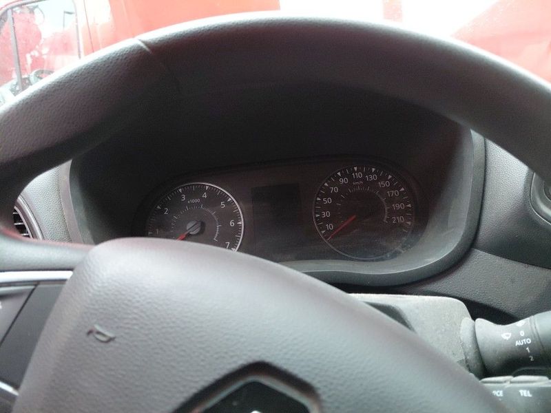 Renault Master 2.3 dCi L3H1 3,5t — zdjęcie 12