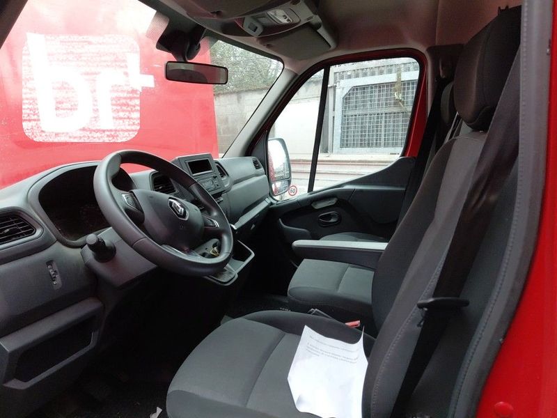 Renault Master 2.3 dCi L3H1 3,5t — zdjęcie 11