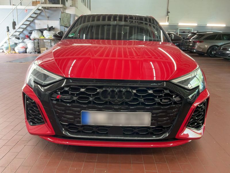 Audi RS 3 Sportback 2.5 TFSI quattro — zdjęcie 9