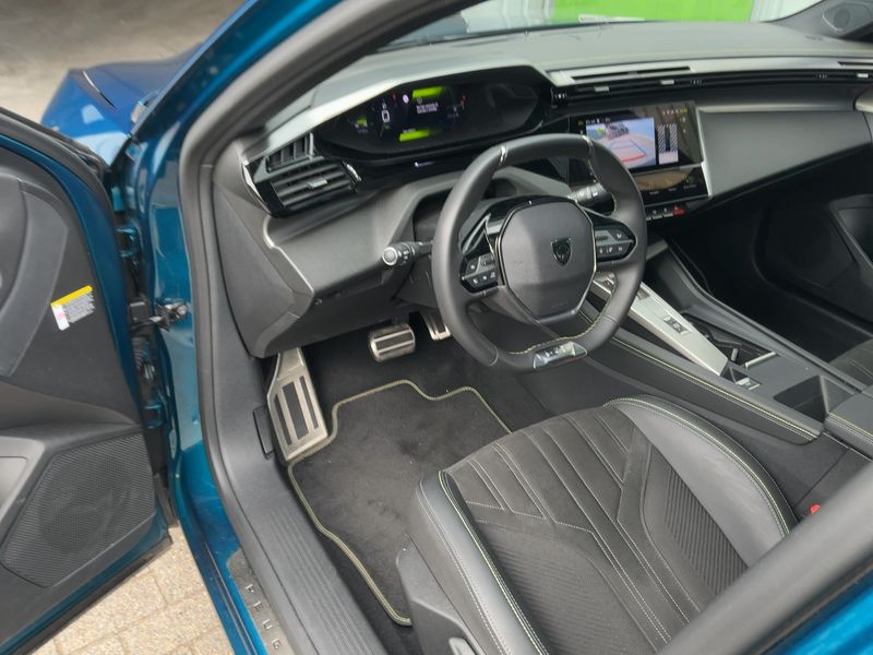 Peugeot 408 1.2 PureTech GT — zdjęcie 12