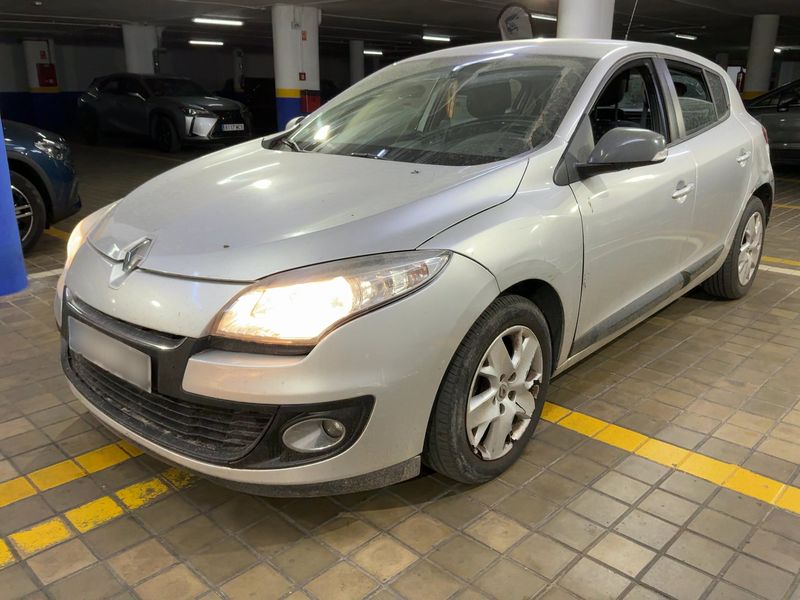 Renault Megane 1.5 dCi Expression 2012 – снимка 1