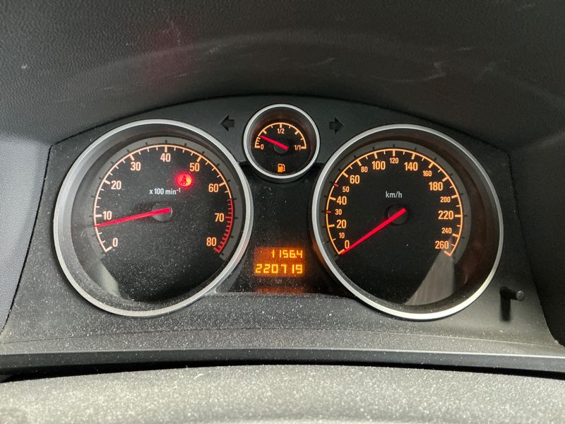 Opel Zafira 1.8 Edition — zdjęcie 4