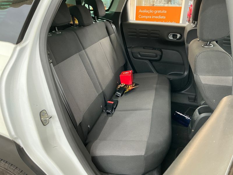 Citroen C3 Aircross 1.2 PureTech Shine — zdjęcie 14
