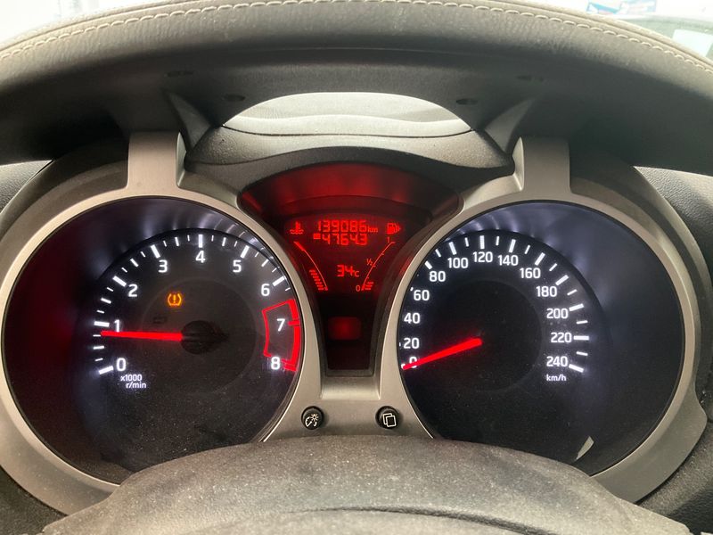 Nissan Juke 1.2 N-Connecta — zdjęcie 13