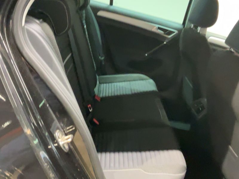Volkswagen Golf VII 1.6 TDI Cup BlueMotion Tech 2014 – снимка 19